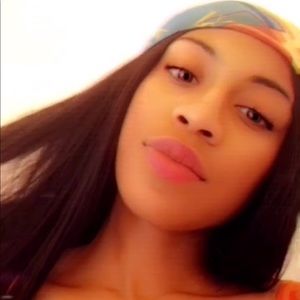 Meet your Posher, Jade